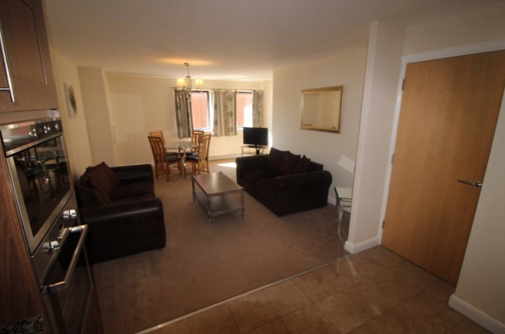 Apartment 6 Luxe, St Helens Street